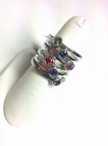 Jewelry Designer «Waldeland Jewelry & Gifts», reviews and photos, 1340 Duckwood Dr #11, Eagan, MN 55123, USA