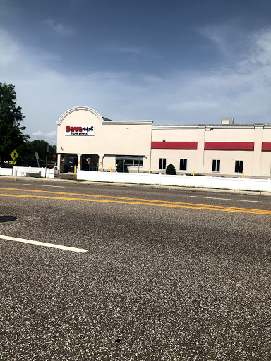 Grocery Store «Save-A-Lot», reviews and photos, 1209 Cleveland St, Clearwater, FL 33755, USA