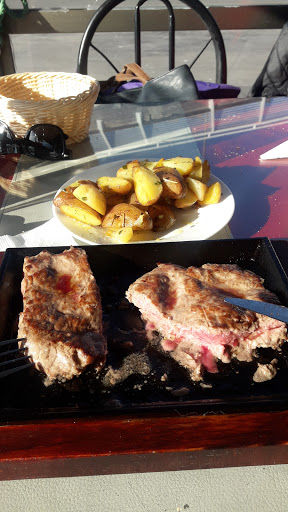 Steak tartar in Valparaiso