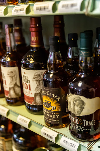 Liquor Store «R & H Liquor Stores», reviews and photos, 1662 TX-337 Loop, New Braunfels, TX 78130, USA