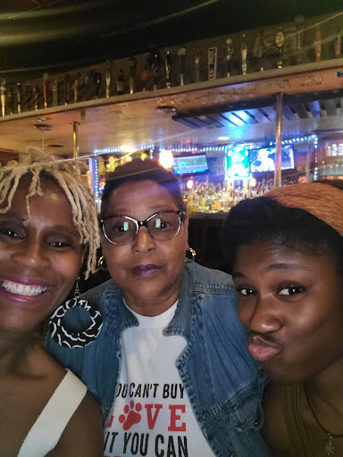 Shopping Mall «Hampton Plaza Shopping Center», reviews and photos, 4033 W Mercury Blvd, Hampton, VA 23666, USA