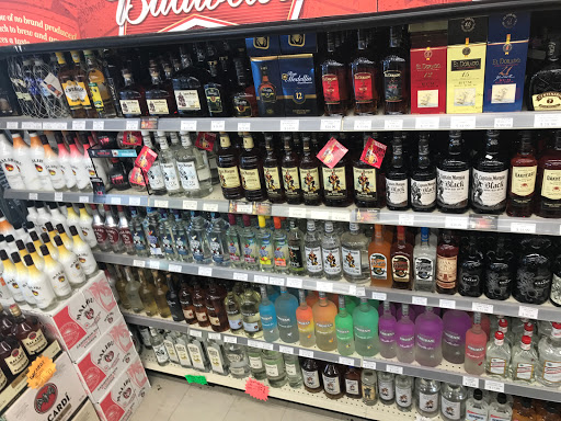 Liquor Store «Goodies Liquor Store», reviews and photos, 2901 Parkway Blvd B8, Kissimmee, FL 34747, USA