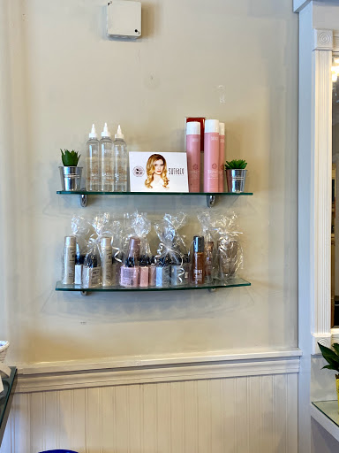 Hair Salon «Salon 42/70», reviews and photos, 165 Bridge Rd, Salisbury, MA 01952, USA