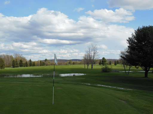 Indoor Golf Course «Indoor Golf at Wemberly Hills», reviews and photos, 66 Club House Ln, Olyphant, PA 18447, USA