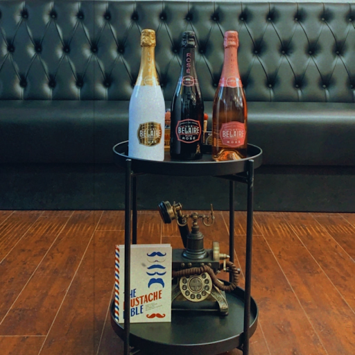 Barber Shop «The Boardwalk Barber Shop», reviews and photos, 3627 Tenth St, Riverside, CA 92501, USA