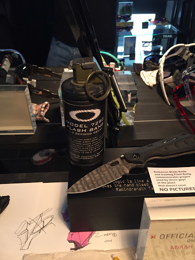 Sunglasses Store «Oakley Store», reviews and photos, 603 Lincoln Rd #100, Miami Beach, FL 33139, USA