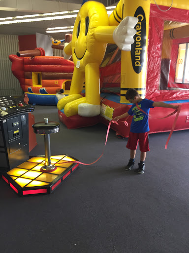 Movie Theater «Regal Cinemas Seymour 8», reviews and photos, 357 Tanger Blvd, Seymour, IN 47274, USA