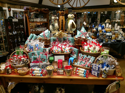 Gift Shop «Vermont Gift Barn», reviews and photos, 1087 Williston Rd, South Burlington, VT 05403, USA