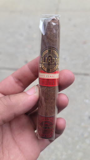 Tobacco Shop «Mt Vernon Tobacco Co», reviews and photos, 221 W Read St, Baltimore, MD 21201, USA