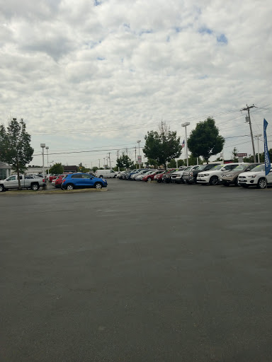 Used Car Dealer «West Herr Used Car Outlet», reviews and photos, 5535 Transit Rd, Williamsville, NY 14221, USA