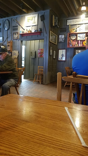 American Restaurant «Cracker Barrel Old Country Store», reviews and photos, 6941 Charlotte Pike, Nashville, TN 37209, USA