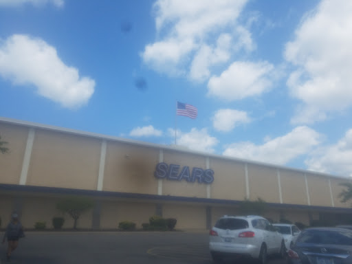 Department Store «Sears», reviews and photos, 29500 W Seven Mile Rd, Livonia, MI 48152, USA