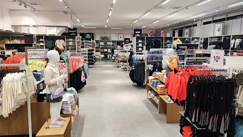 Magasin de vêtements Kiabi Paris