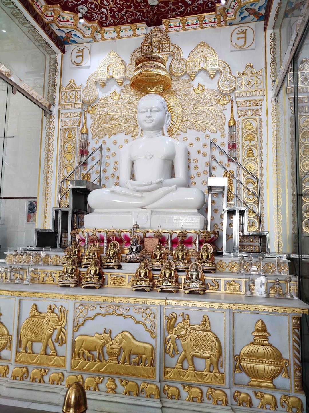 Digambar Jain Temple Uday Nagar