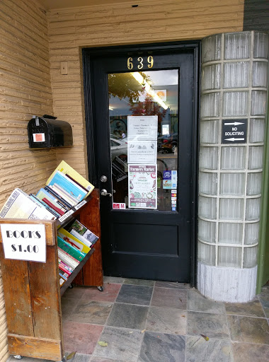 Used Book Store «Bumbershoot Books», reviews and photos, 639 SW 152nd St, Burien, WA 98166, USA