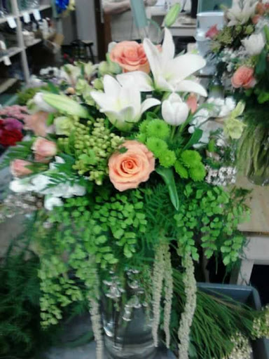 Florist «McBride Florist», reviews and photos, 805 6th Ave SE, Decatur, AL 35601, USA