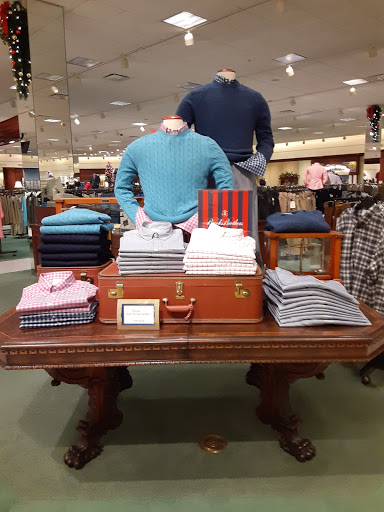 Department Store «Von Maur», reviews and photos, 2 Fountain Grass Dr, Lake St Louis, MO 63367, USA