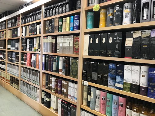 Wine Store «Norfolk Wine & Spirits», reviews and photos, 206 Dedham St, Norfolk, MA 02056, USA