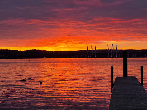Memorial Park «Veterans Memorial Park», reviews and photos, 15 Cedar St, Nyack, NY 10960, USA