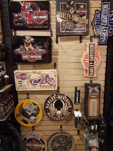 Harley-Davidson Dealer «Peterson’s Miami Beach Harley-Davidson», reviews and photos, 401 Biscayne Blvd, Miami, FL 33132, USA