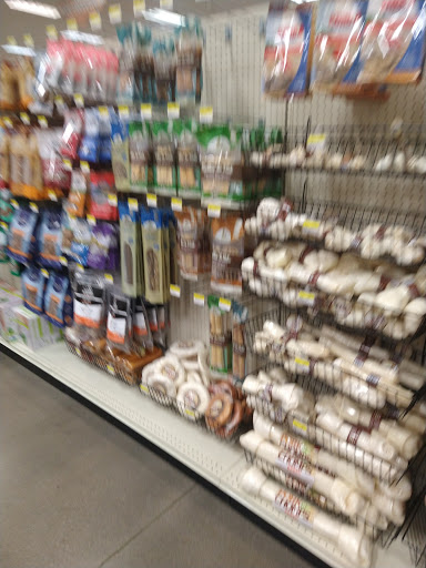 Animal Feed Store «Shoppers Supply», reviews and photos, 2880 S Alma School Rd, Chandler, AZ 85286, USA