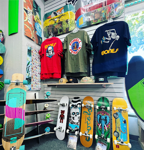Skateboard Shop «Alki Bike & Board», reviews and photos, 2606 California Ave SW, Seattle, WA 98116, USA