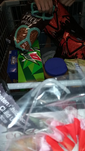 Grocery Store «Kroger», reviews and photos, 1571 N State St, Greenfield, IN 46140, USA