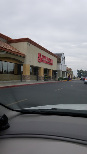 Supermarket «Save Mart Supermarkets», reviews and photos, 1225 E Robertson Blvd, Chowchilla, CA 93610, USA