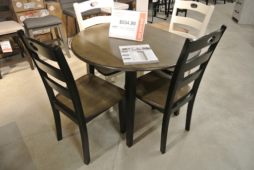 Furniture Store «Ashley HomeStore», reviews and photos, 164 Glen Cove Rd, Carle Place, NY 11514, USA