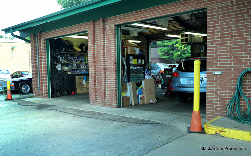Auto Repair Shop «Dempster Auto Service», reviews and photos, 6147 Dempster St, Morton Grove, IL 60053, USA
