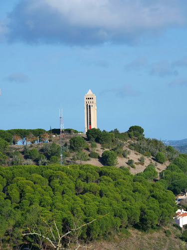 Comentários e avaliações sobre o Torre de Agua e Miradouro de Santiago do Cacem