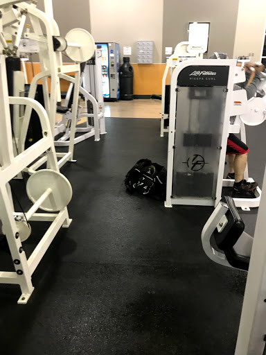 Gym «LA Fitness», reviews and photos, 3531 W Century Blvd, Inglewood, CA 90303, USA