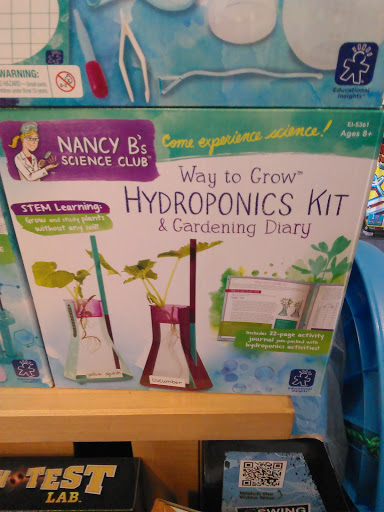 Toy Store «Mud Puddle Toys», reviews and photos, 1 Pleasant St, Marblehead, MA 01945, USA