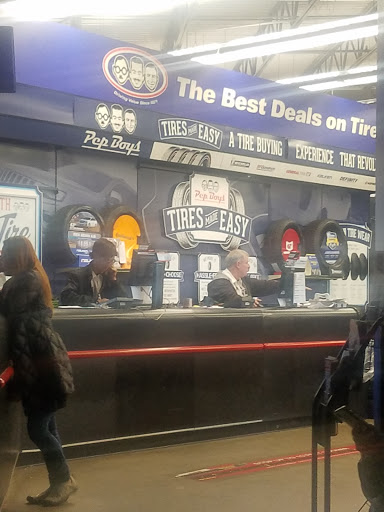 Auto Parts Store «Pep Boys Auto Parts & Service», reviews and photos, 851 E Roosevelt Rd, Lombard, IL 60148, USA