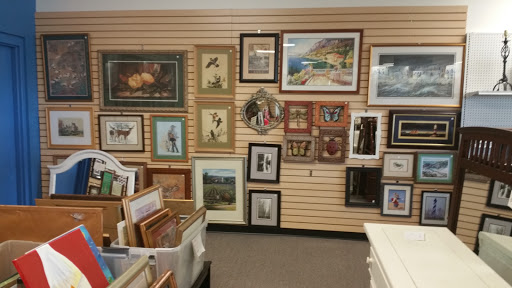 Thrift Store «Freedom House Thrift - Battleground Store», reviews and photos, 3724 Battleground Ave, Greensboro, NC 27410, USA