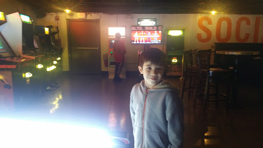 American Restaurant «Punch Bowl Social Schaumburg», reviews and photos, American Ln, Schaumburg, IL 60173, USA