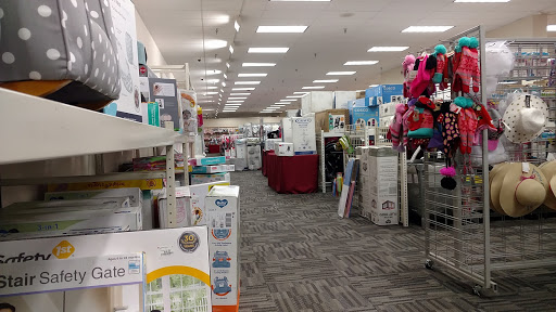 Clothing Store «Burlington Coat Factory», reviews and photos, 4701 N Harlem Ave, Harwood Heights, IL 60706, USA