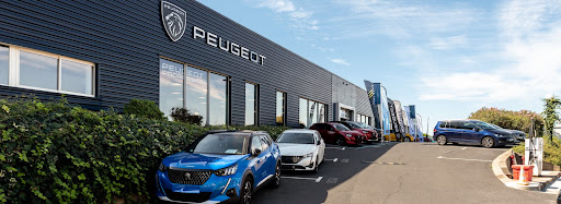 Photo 2 - PEUGEOT - GARAGE GRILHOT
