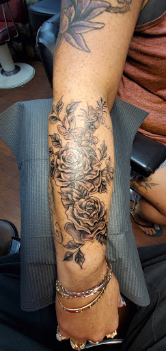 Tattoo Shop «Revelation Ink», reviews and photos, 305 E Broad St, Smithville, TN 37166, USA