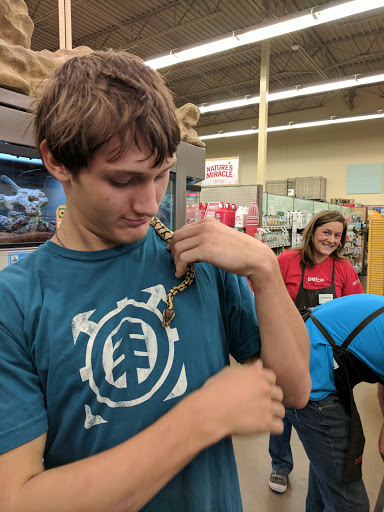 Pet Supply Store «Petco Animal Supplies», reviews and photos, 2210 N Eagle Rd, Meridian, ID 83646, USA