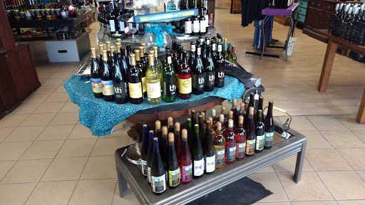 Wine Store «Wines of Iowa», reviews and photos, 234 5th St, West Des Moines, IA 50265, USA