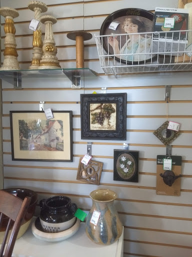 Consignment Shop «Encore Shop Inc», reviews and photos, 1056 E Baltimore Pike, Kennett Square, PA 19348, USA