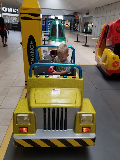 Department Store «Von Maur», reviews and photos, 1350 Hickory Point Mall, Forsyth, IL 62535, USA