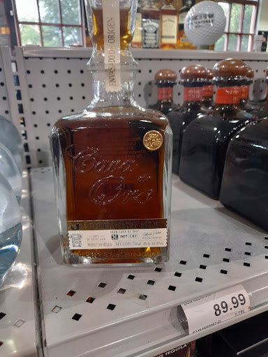 Liquor Store «Camp Creek World Of Beverages», reviews and photos, 3780 Princeton Lakes Pkwy, Atlanta, GA 30344, USA