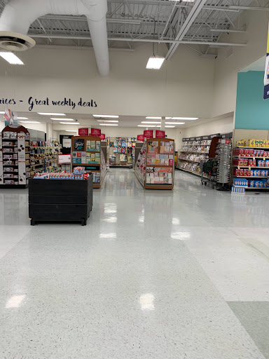 Grocery Store «Family Fare Supermarket», reviews and photos, 7402 N 30th St, Omaha, NE 68112, USA