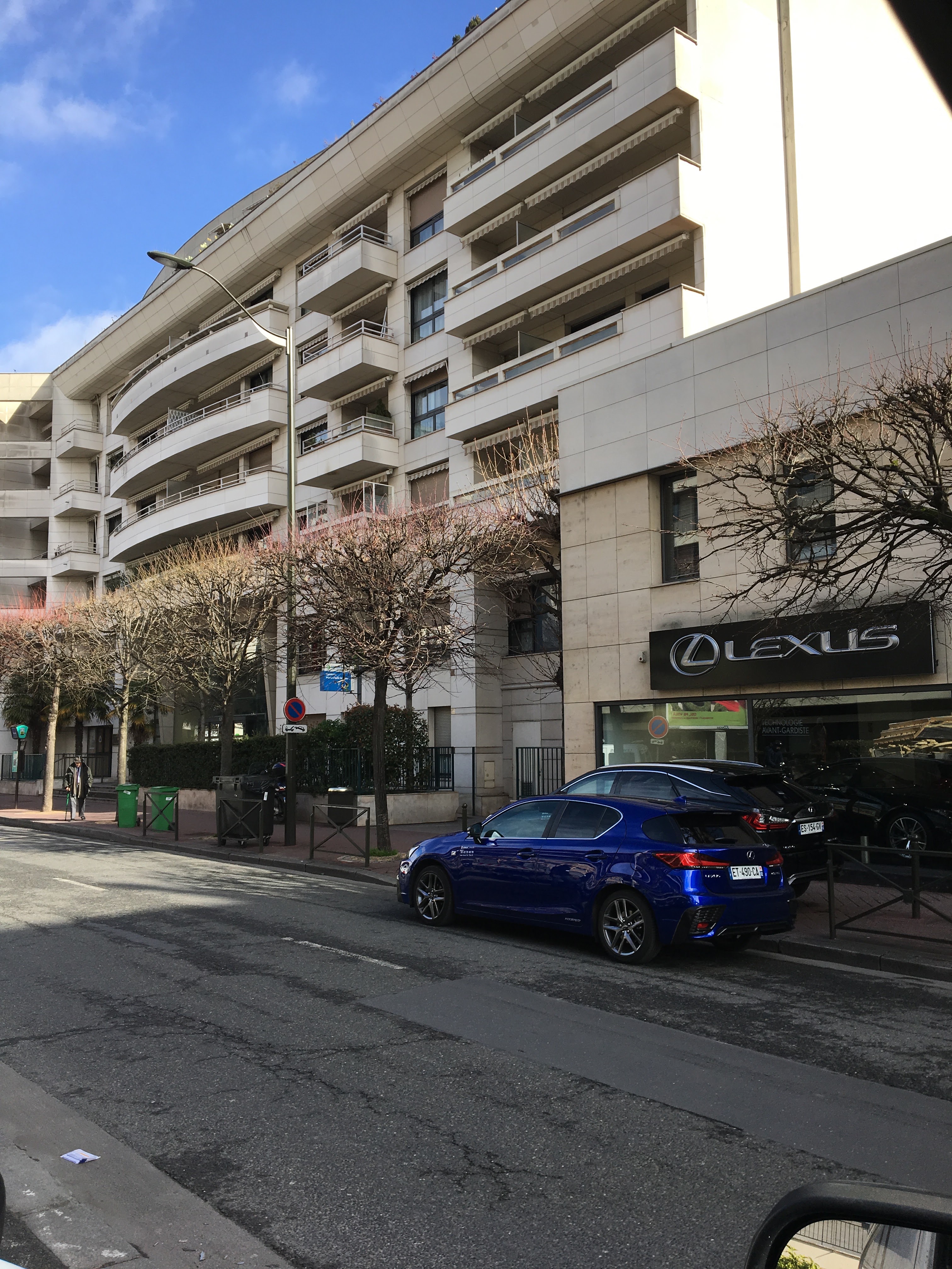 Photo n° 1 de l'avis de Ferrari.e fait le 23/03/2018 à 07:20