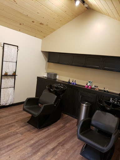 Beauty Salon «Salon 130», reviews and photos, 130 W Ash St, Mason, MI 48854, USA