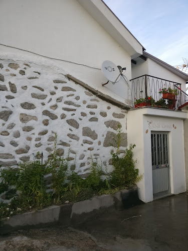 Largo Central, 5060-561 Pinhão Cel