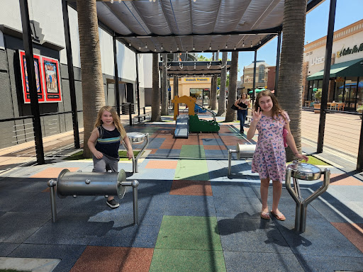 Shopping Mall «River Park Shopping Center», reviews and photos, 71 E Via la Plata, Fresno, CA 93720, USA