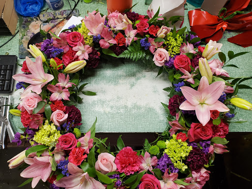 Florist «Shaw And Boehler Florist», reviews and photos, 31 Clinton Ave, Cortland, NY 13045, USA